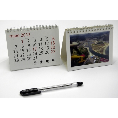 calendario_de_mesa_con_laminas